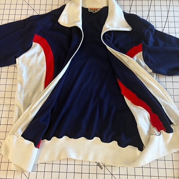 VINTAGE TRACK WISE FULL-ZIP NIKE SWEATSHIRT RED WHITE BLUE SIZE M - Picture 3 of 7